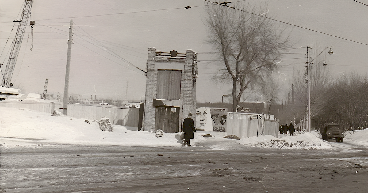 Погода на день в куйбышеве. Осипенко Ново Садовая Самара. Самара Осипенко 1970. Самара улица Осипенко 1980. Куйбышев ул Осипенко.